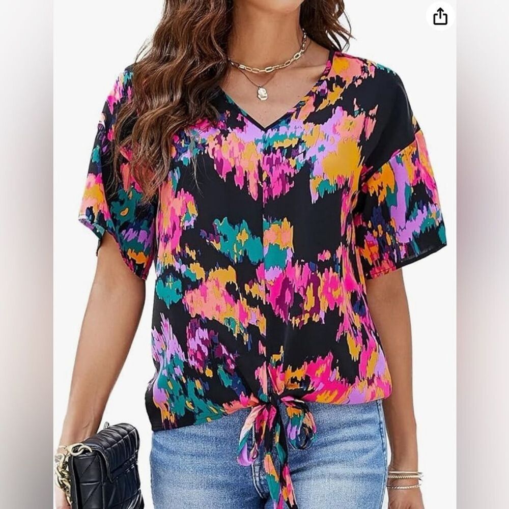 🎭🧵NEW Women's Top Size S Abstract Print V Neck Short Sleeve Tie Front Shirt